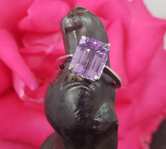 14k white gold 3.39ct emerald cut amethyst solitaire ring