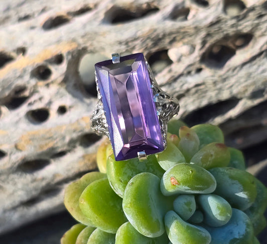 14k white gold filigree emerald cut amethyst c.1920's antique ring