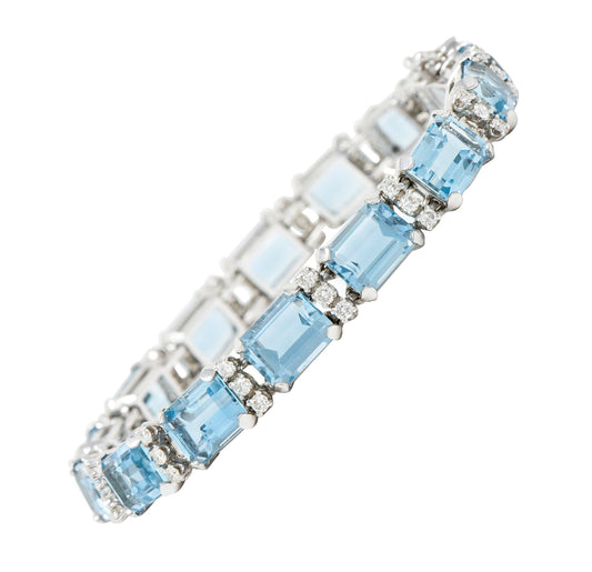 1950's Cartier 33.25 CTW Aquamarine Diamond 14 Karat White Gold Link Bracelet